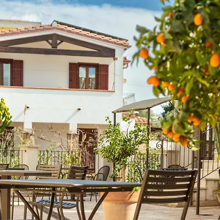 Frühstückspension Portu Cuau